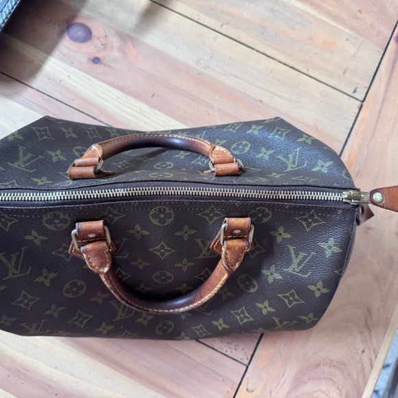 Vintage Louis Vuitton Speedy 30 Brown Monogram Handbag - Picture 5 of 11